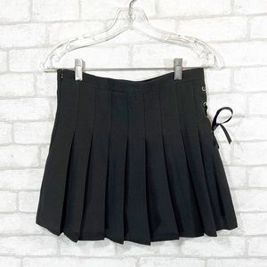 Ok-sister black side lace up pleated skirt size large